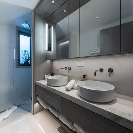 شقة De Luxe A Courchevel: 5 Chambres, Terrasse Et Service De Conciergerie - Fr-1-613a-37 *