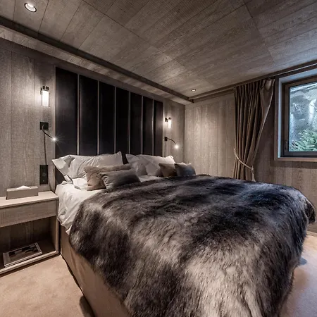 De Luxe A Courchevel: 5 Chambres, Terrasse Et Service De Conciergerie - Fr-1-613a-37 * Courchevel