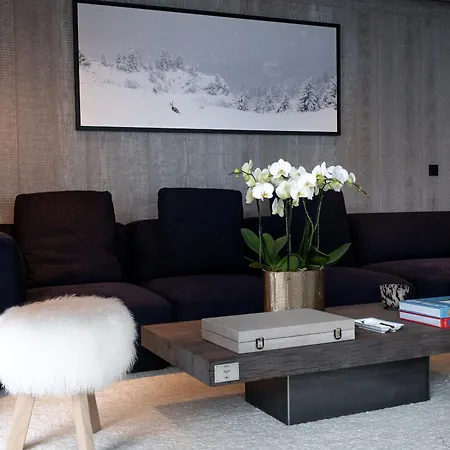 Daire De Luxe A Courchevel: 5 Chambres, Terrasse Et Service De Conciergerie - Fr-1-613a-37 Courchevel