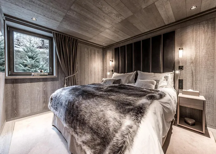 Apartament De Luxe A Courchevel: 5 Chambres, Terrasse Et Service De Conciergerie - Fr-1-613a-37