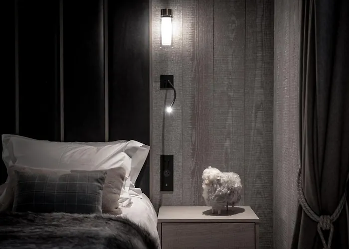 De Luxe A Courchevel: 5 Chambres, Terrasse Et Service De Conciergerie - Fr-1-613a-37 Apartament