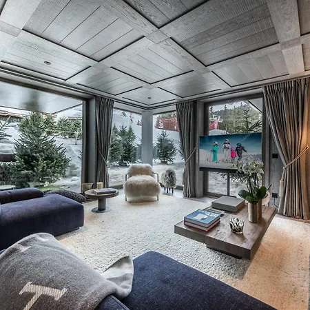 De Luxe A Courchevel: 5 Chambres, Terrasse Et Service De Conciergerie - Fr-1-613a-37