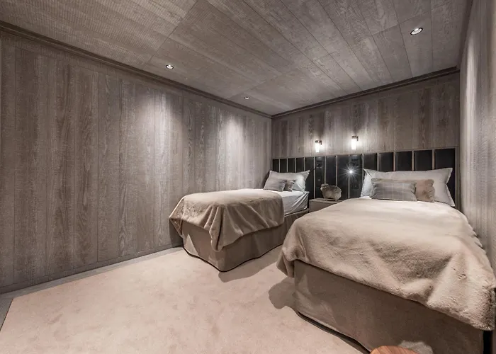 De Luxe A Courchevel: 5 Chambres, Terrasse Et Service De Conciergerie - Fr-1-613a-37 Courchevel