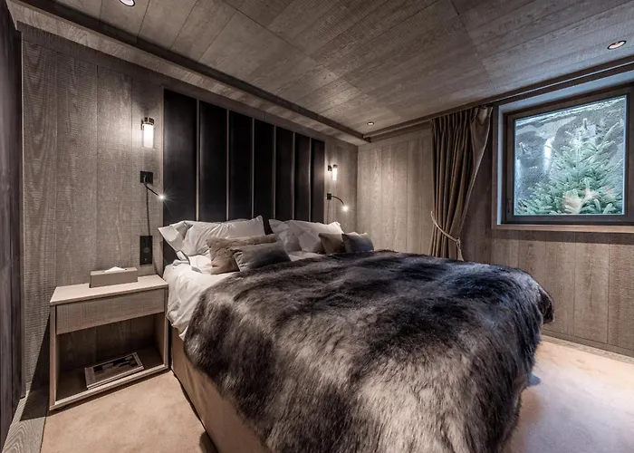 De Luxe A Courchevel: 5 Chambres, Terrasse Et Service De Conciergerie - Fr-1-613a-37 * Courchevel