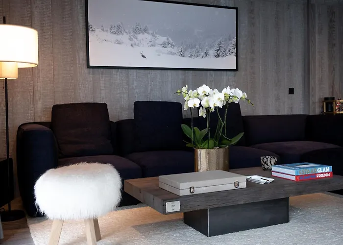 Lägenhet De Luxe A Courchevel: 5 Chambres, Terrasse Et Service De Conciergerie - Fr-1-613a-37 Courchevel