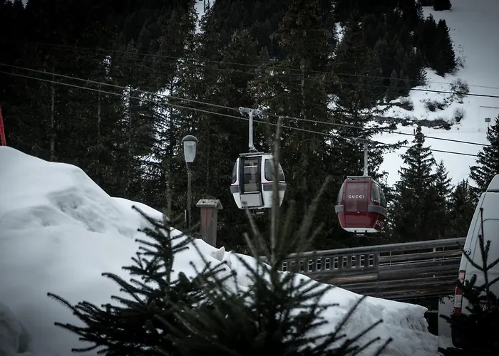 De Luxe A Courchevel: 5 Chambres, Terrasse Et Service De Conciergerie - Fr-1-613a-37 Lejlighed